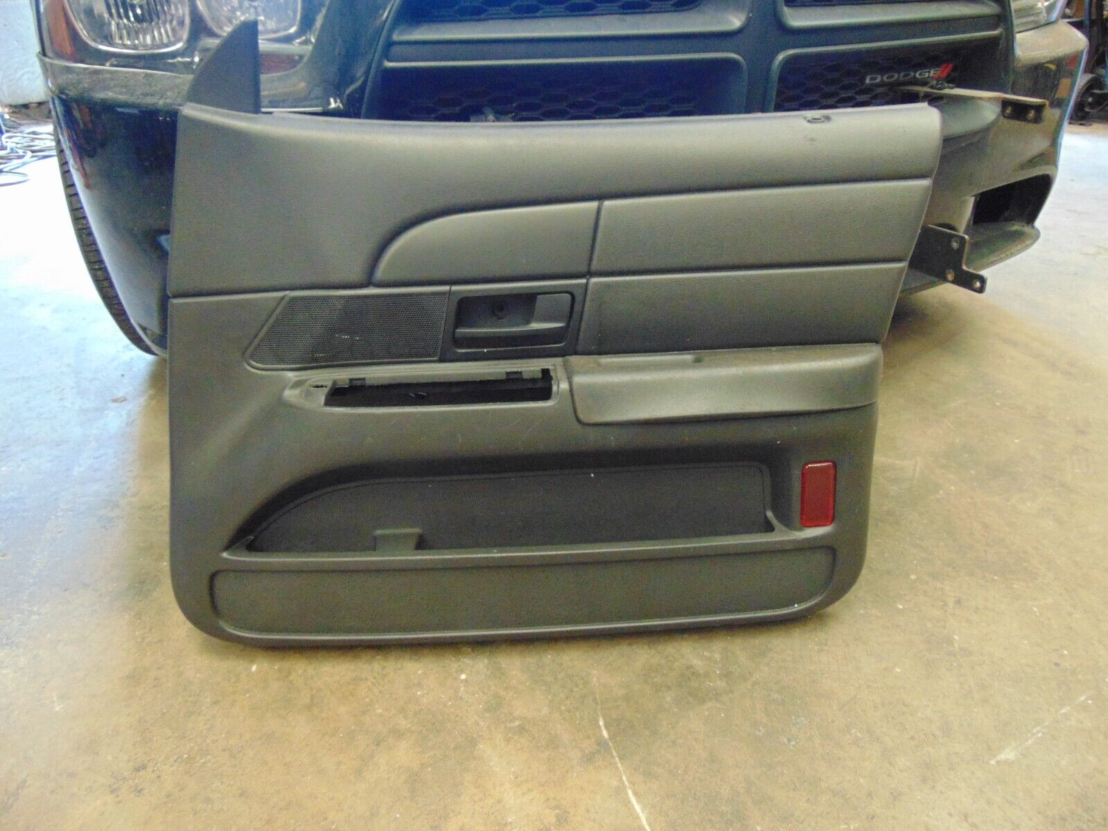 CROWN VICTORIA PASSENGER SIDE FRONT DOOR PANEL BLACK 9W73-5400023-EA35B8 #7037 CROWN VICTORIA PASSENGER SIDE FRONT DOOR PANEL BLACK 9W73-5400023-EA35B8 #7037