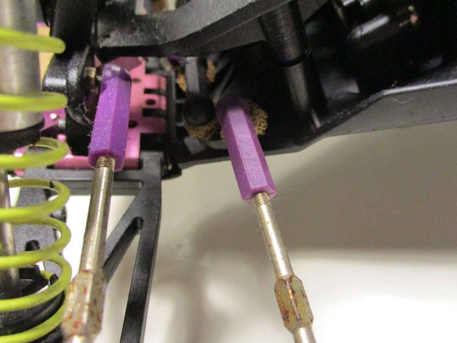 Duratrax Evader 1/10 RC truck HiTec HS-5475HB ,aluminum bulkhead, Trinity, RPM