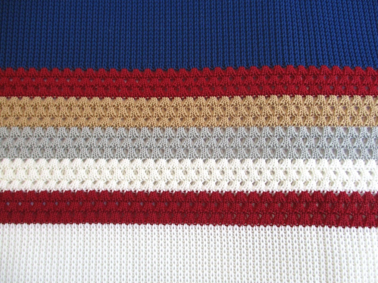 VTG 60's / 70's..KNIT..SWEATER..FABRIC..NEW..77