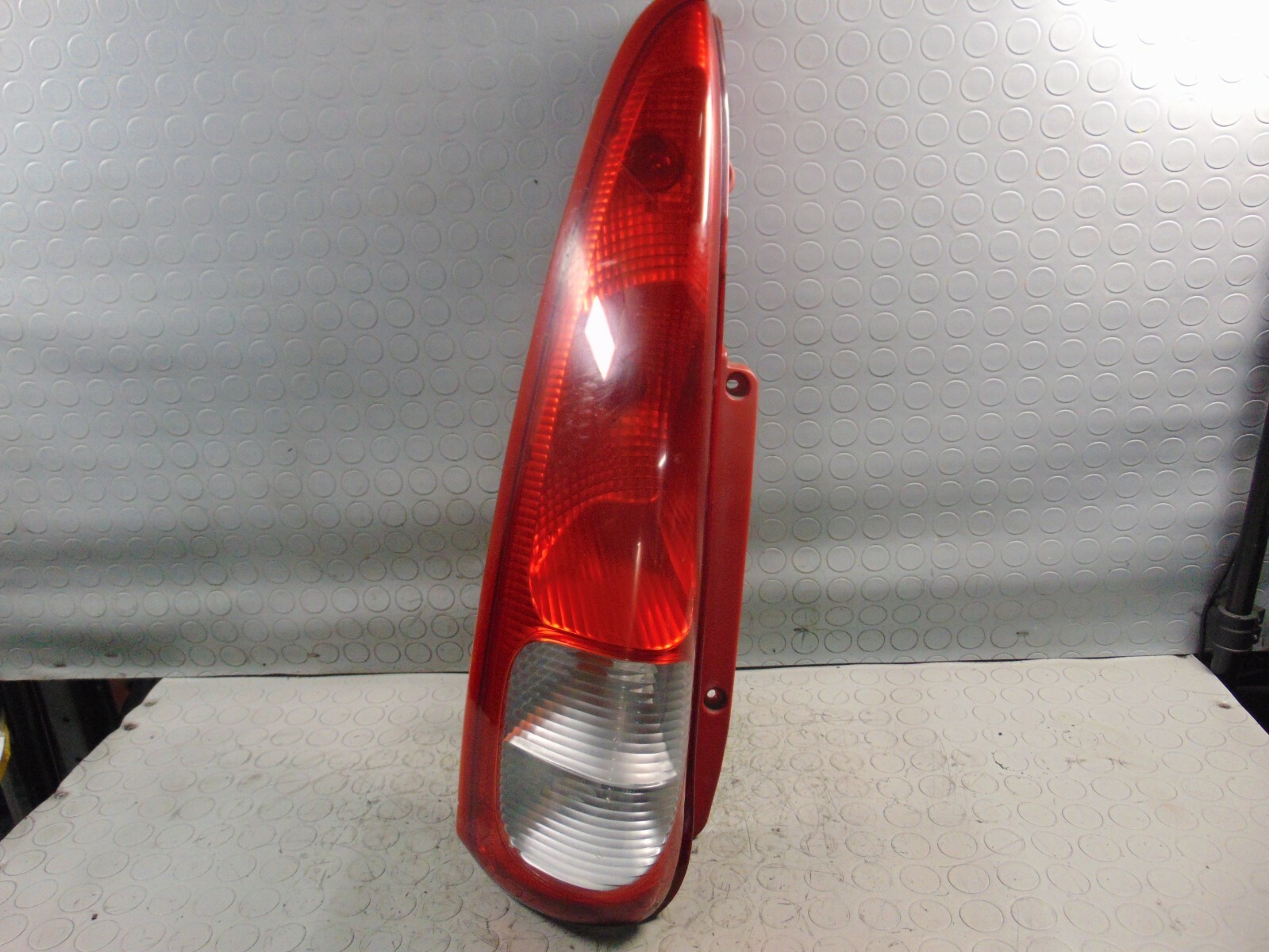 Fanale posteriore sinistro DAEWOO TACUMA 2005
