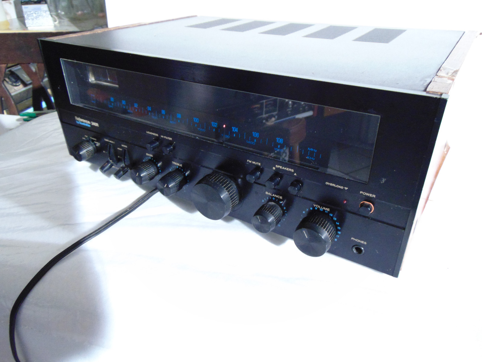 Reference: 240R by Quadraflex AM/FM Stereo Receiver