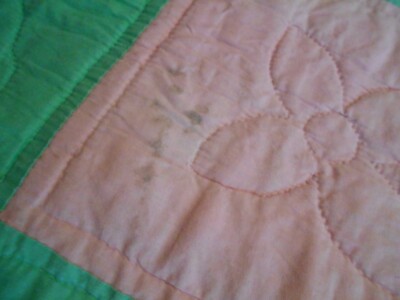 ANTIQUE VINTAGE PINK & GREEN QUILT W/  EMBROIDERED FLOWERS ( W/ PROVENANCE)