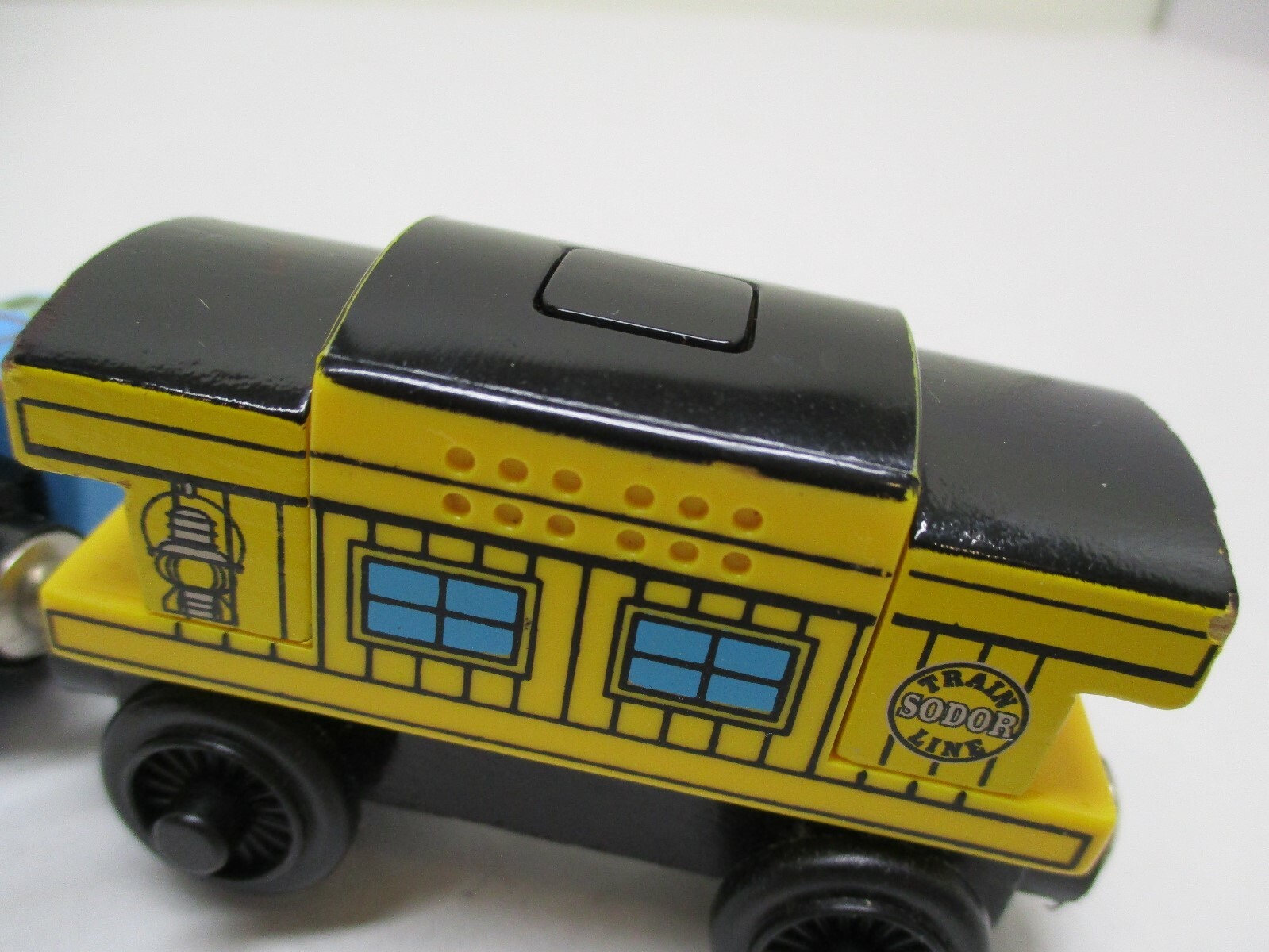 Thomas & Friends Wooden Railway Happy Birthday Thomas/Musical Caboose