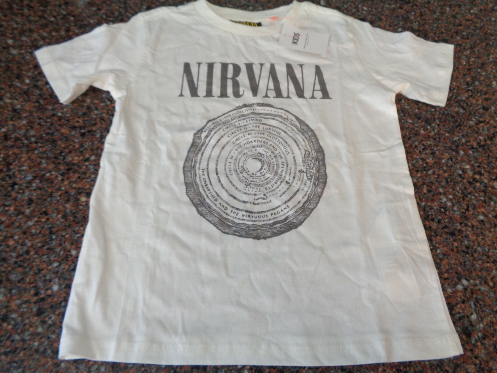 Nirvana Cotton-On Kids Size 5 Official T-Shirt Vintage White Nirvana Cotton-On Kids Size 5 Official T-Shirt Vintage White