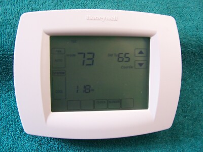 New Honeywell TH8320U1008 Visionpro 8000 7-Day Touchscreen Thermostat 3-H 2-C HP