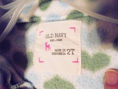 OLD NAVY TODDLER FLEECE PULLOVER JACKET WITH GREEN/BLUE HEARTS...SIZE 2T