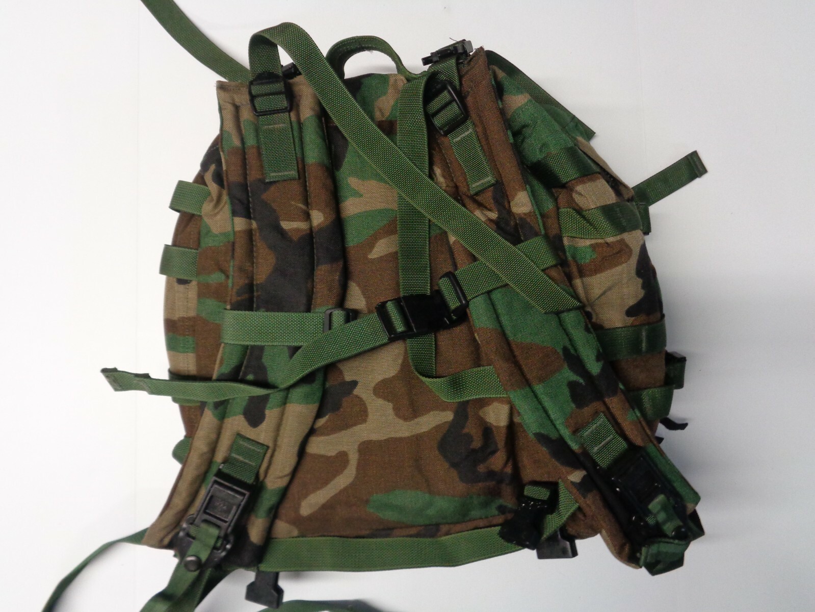USGI MOLLE II Modular Lightweight Load-Carrying Equipment Medic Bag BDU Woodland