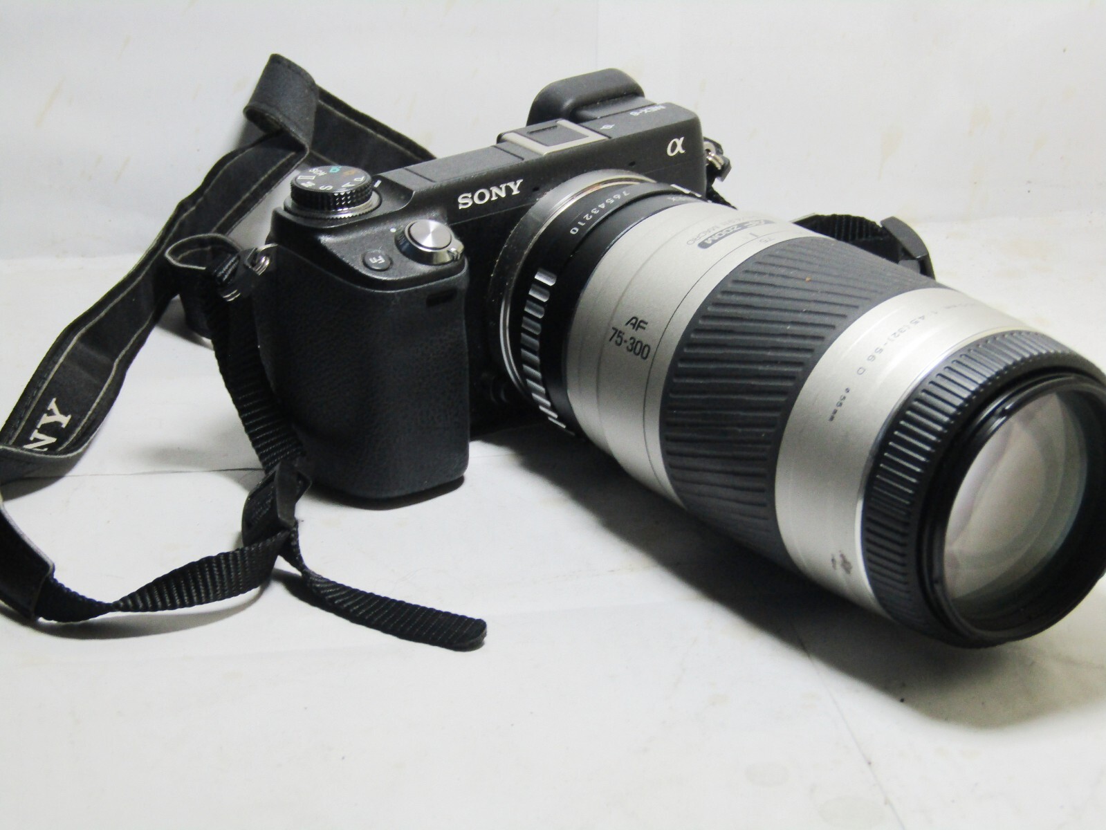 ∮ SONY NEX5T∮ジャンク品 デジタル一眼カメラ レンズ付き Amazon