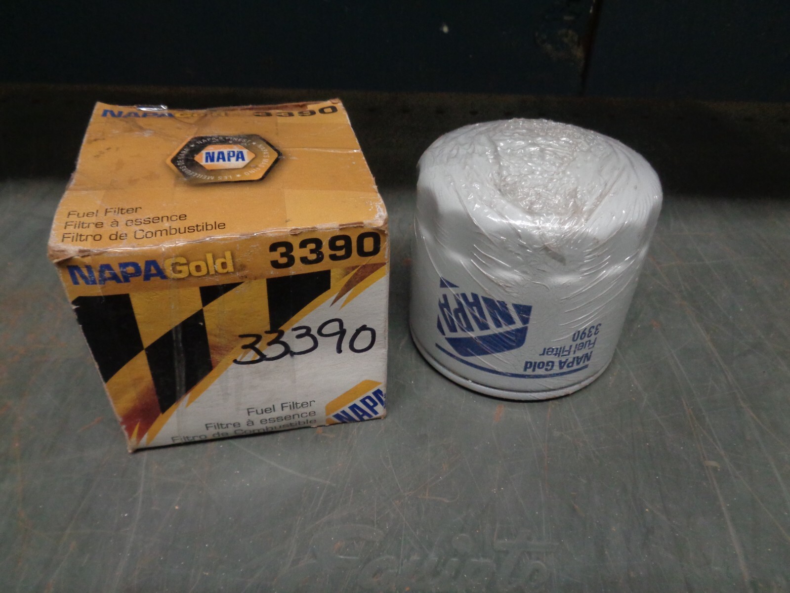 Rin　１０、７５，７７ Amazon.com: WIX Filters - 33390 Heavy Duty Spin-On Fuel