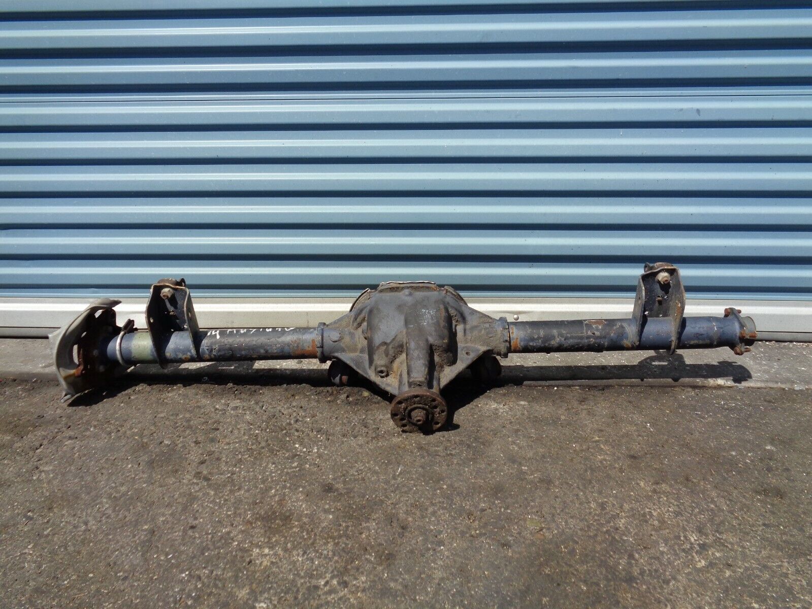 1999-2004 Ford MUSTANG Base Rear Axle 7.5 1999-2004 Ford MUSTANG Base Rear Axle 7.5