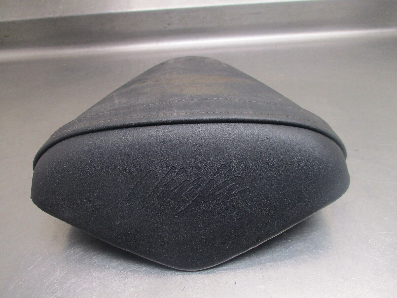 2008 Kawasaki Ninja ZX10R Rear Passenger Seat 53066-0246-MA 2008 Kawasaki Ninja ZX10R Rear Passenger Seat 53066-0246-MA