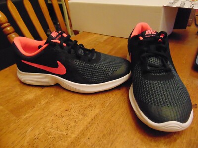 new girls nike revolution 4 running shoes size 6 youth black pink white eBay