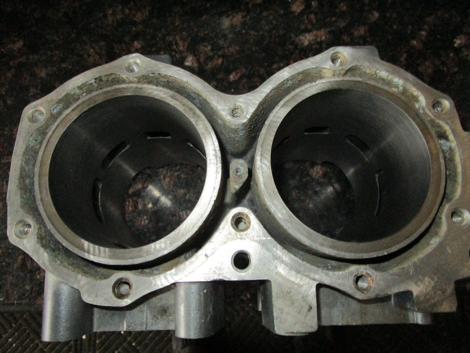 １５キロ YAMAHA 760 CYLINDER TOP END KIT 84.5MM .5 OVER (NO CORE REQ
