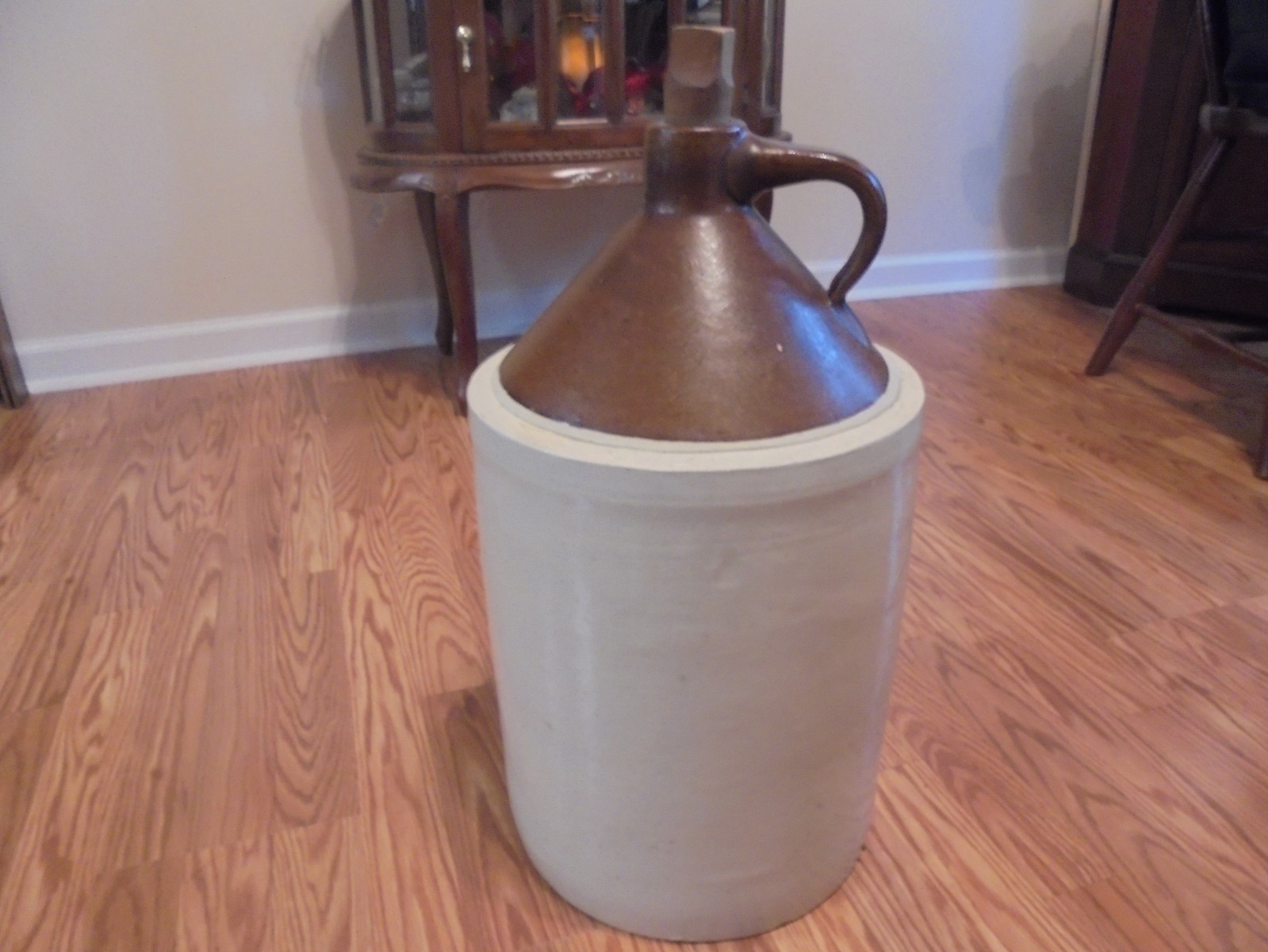 Antique 5 Gallon Stoneware Jug Original Carved Stopper