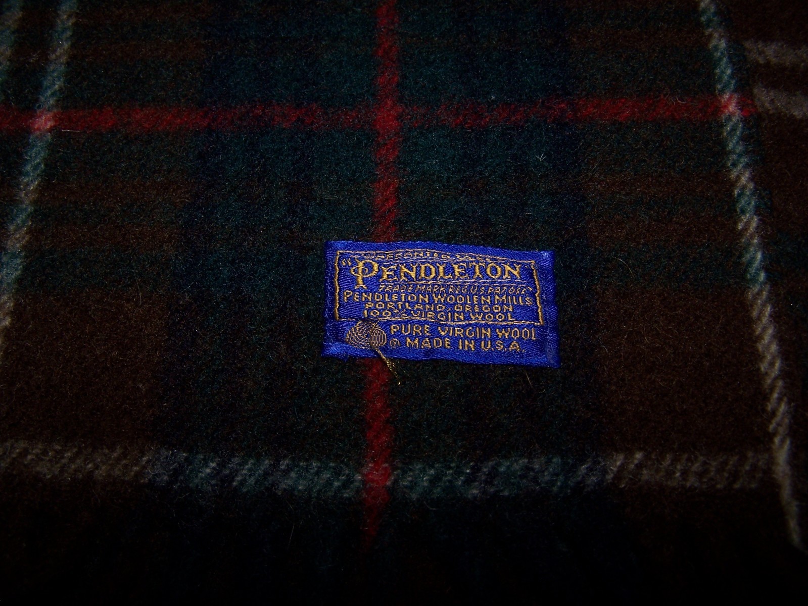 Vintage Pendleton USA 100% Virgin Wool Plaid Tartan Throw Blanket 46x62