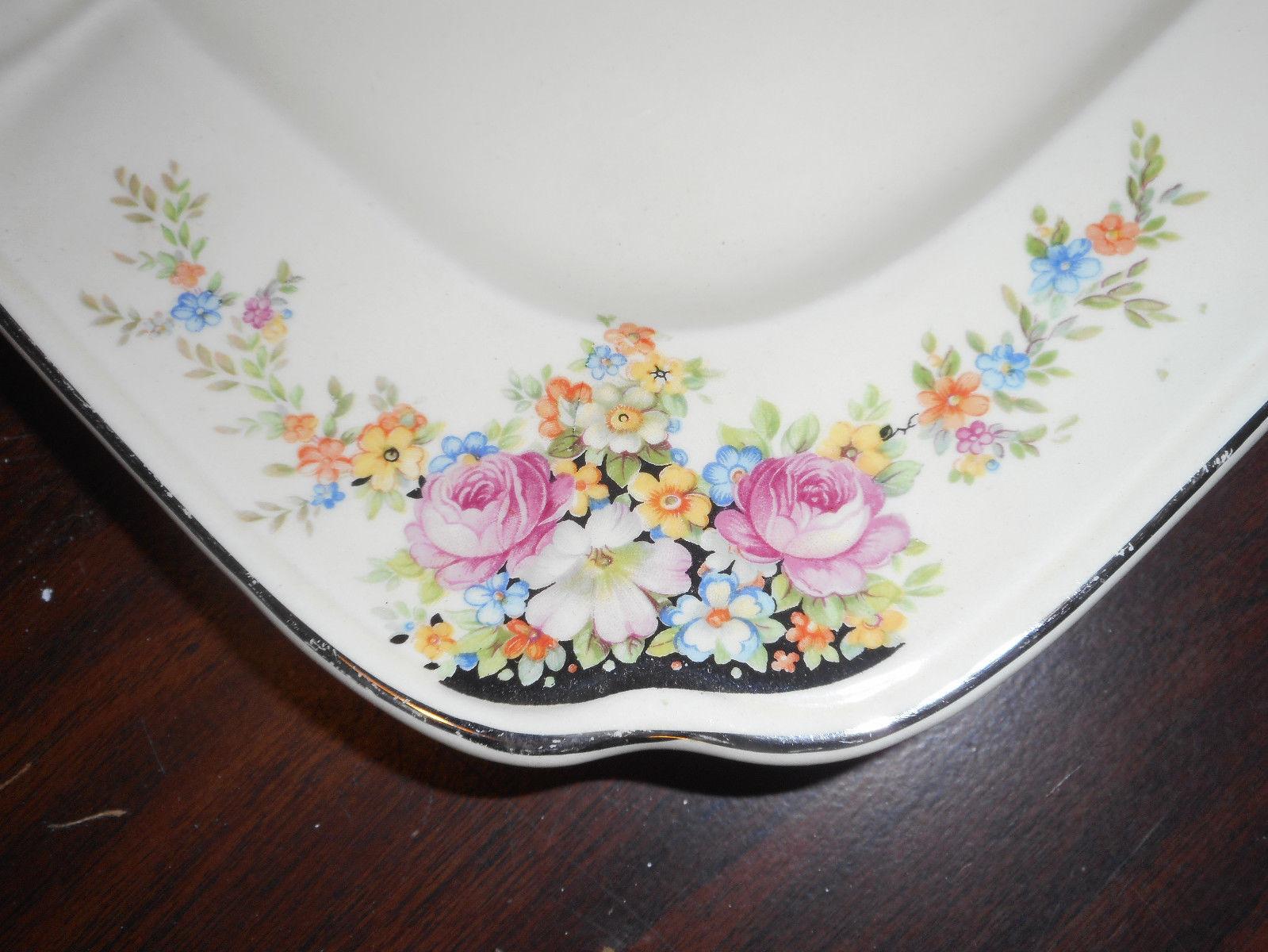 KNOWLES ANTIQUE SERVING PLATTER, USA