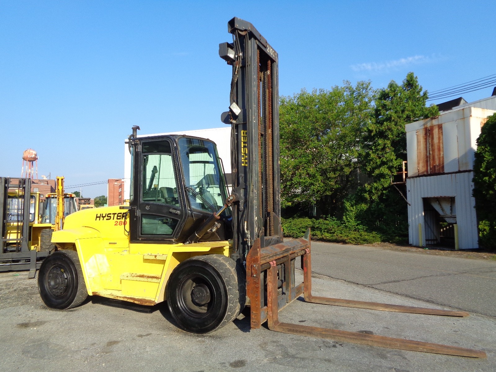Hyster H280HD 28,000lbs Forklift Boom Truck - Side Shift - Enclosed Cab
