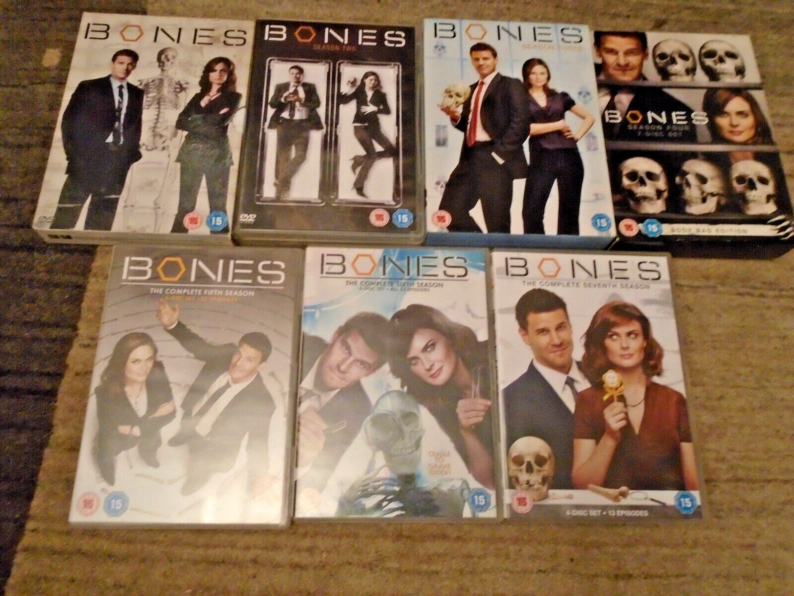 Bones - Series 1-7 - 7x DVD Box Set/s - Region 2 - VGC Bones - Series 1-7 - 7x DVD Box Set/s - Region 2 - VGC