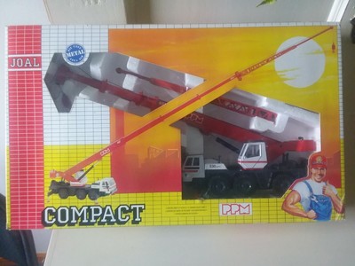 JOAL PPM 530ATT Crane 1:50 Scale REF168