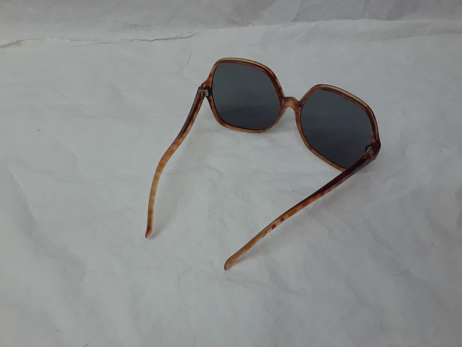 Vintage 1960's Woman's SUNGLASSES Oversized Tortoise Frame Mod Made in Italy