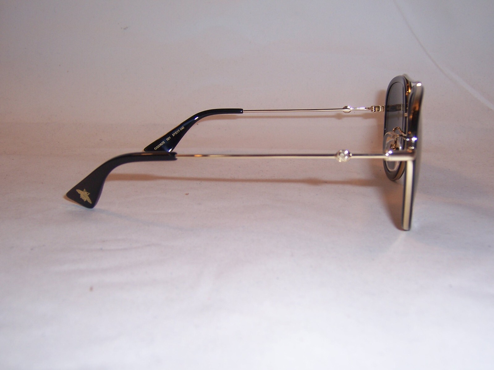 Pre-owned Gucci Sunglasses Gg 0062s 001 Black Gold/gold Mirror Authentic 0062