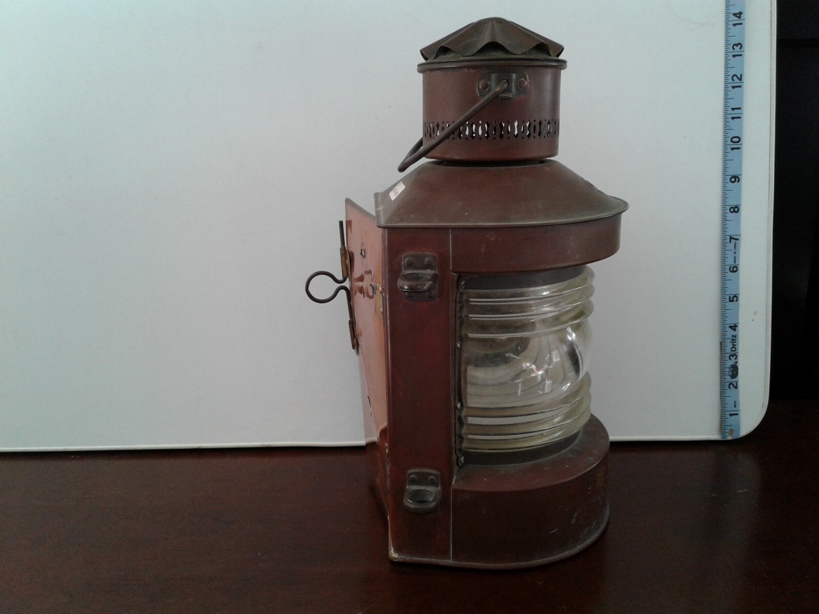 Nautical ship' s light