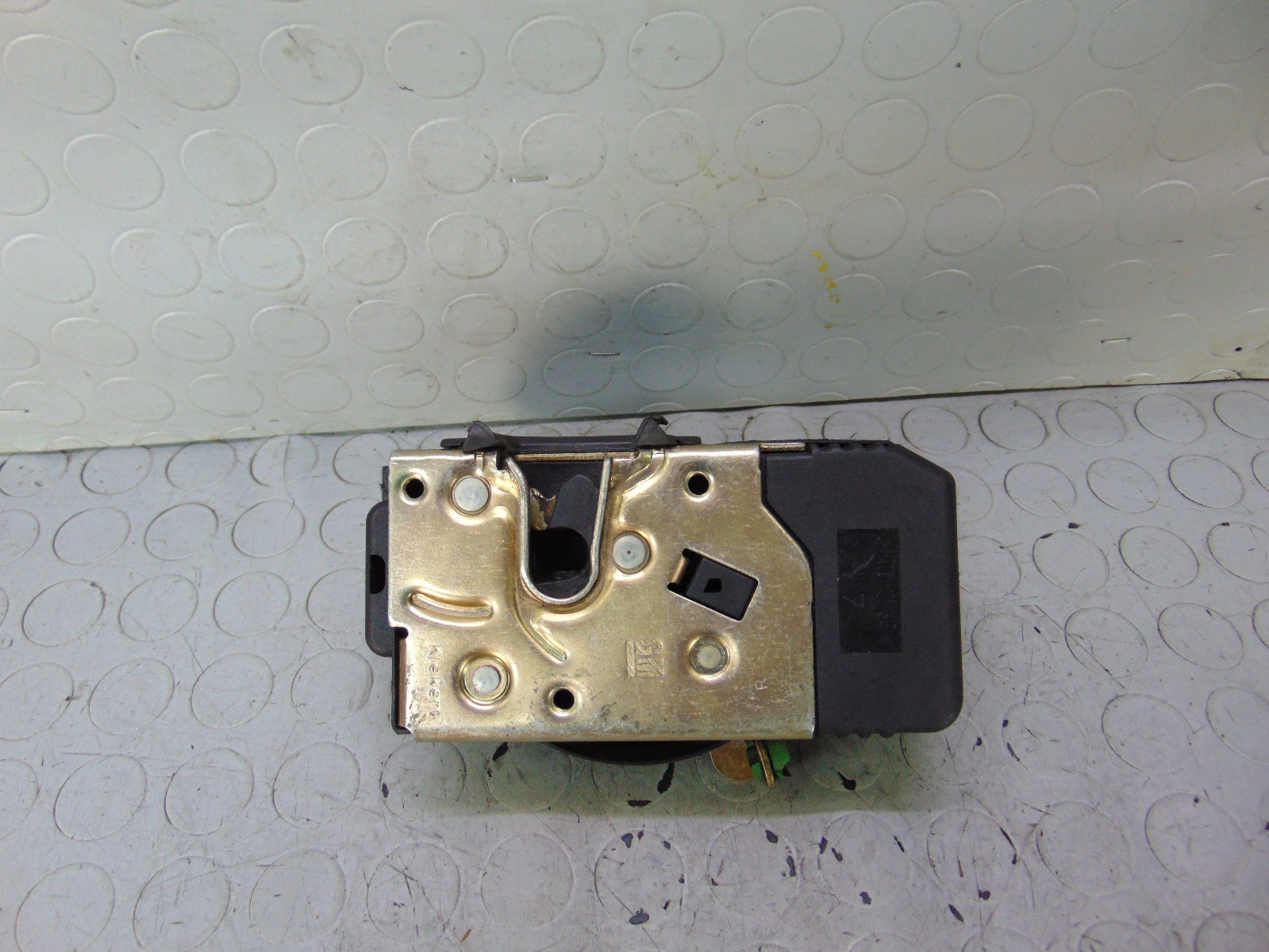 Serratura anteriore destra OPEL ASTRA G 90561154