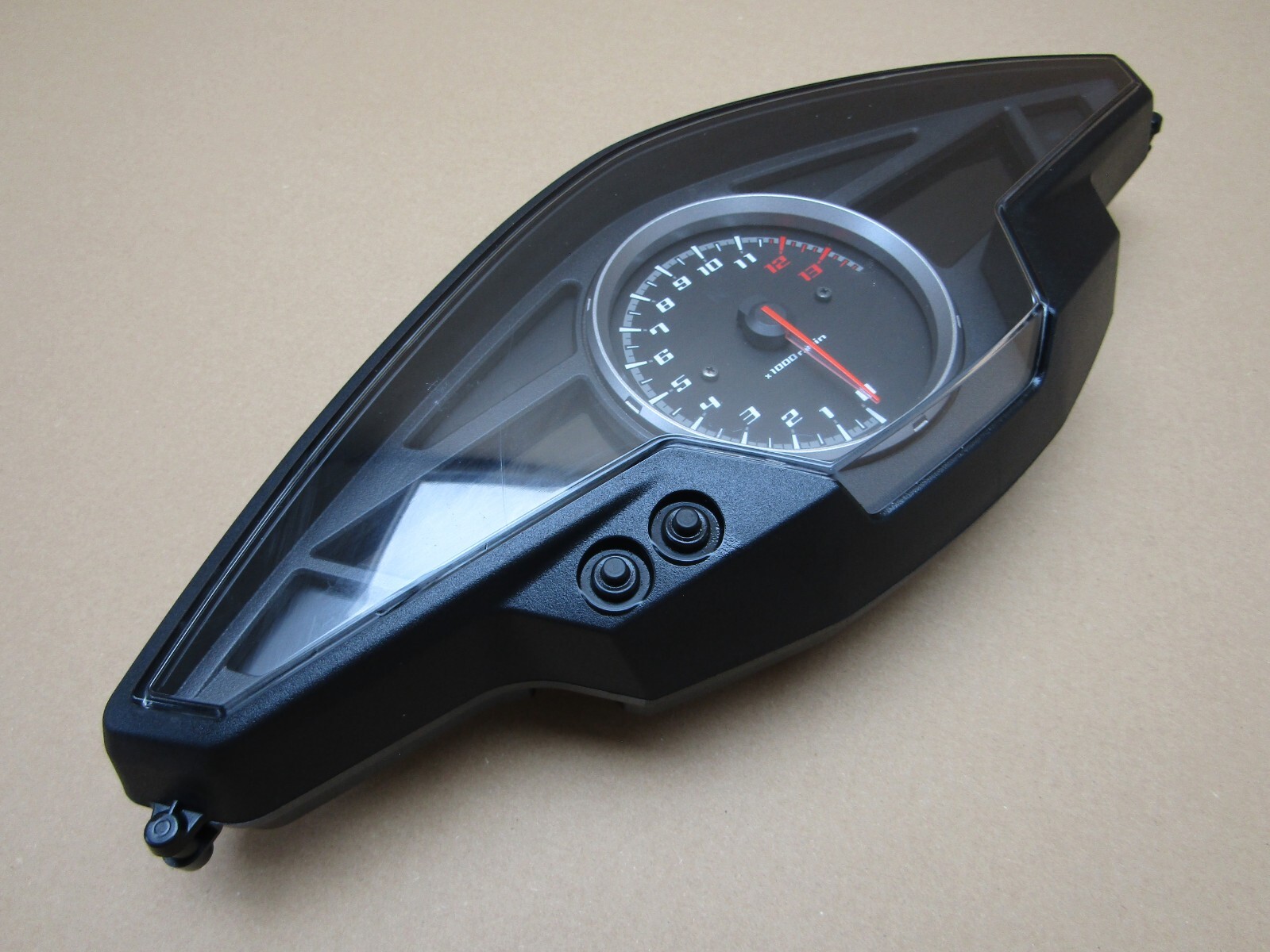 ウィル Honda VFR 800 F-E 2015 2,881 miles right lower fairing panel