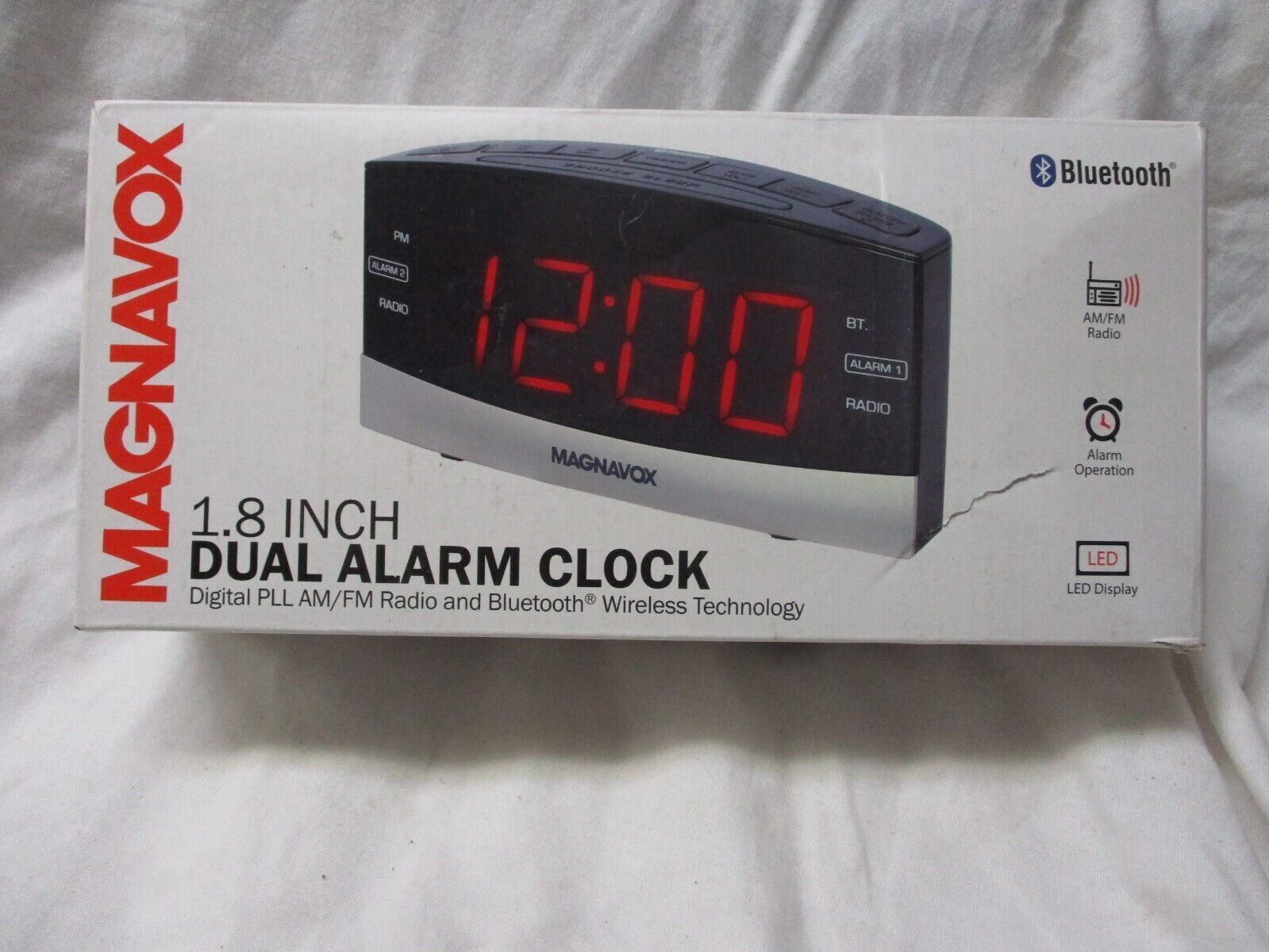 MAGNAVOX MR41806BT Dual Alarm Digital Clock Radio on eBid United States