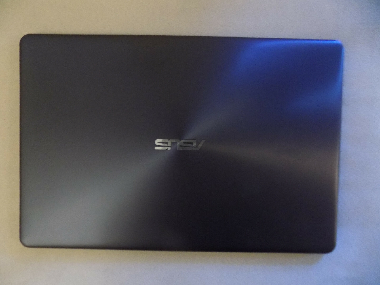 ASUS F510UA i5/16GB/1TB ノートパソコン