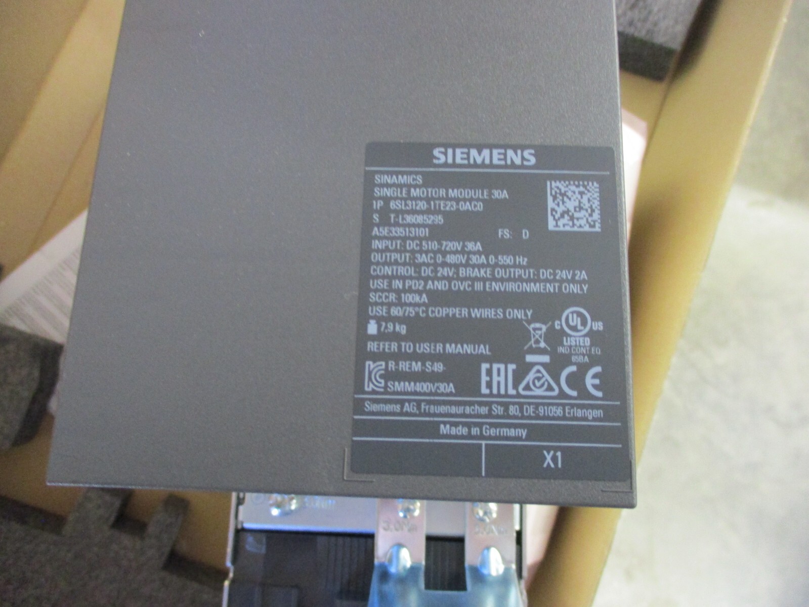 NIB Siemens Sinamics Single Motor Input Module  30A      6SL3120-1TE23-0AC0