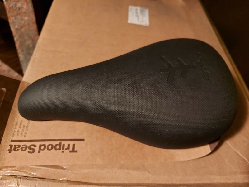 tripod bmx seat