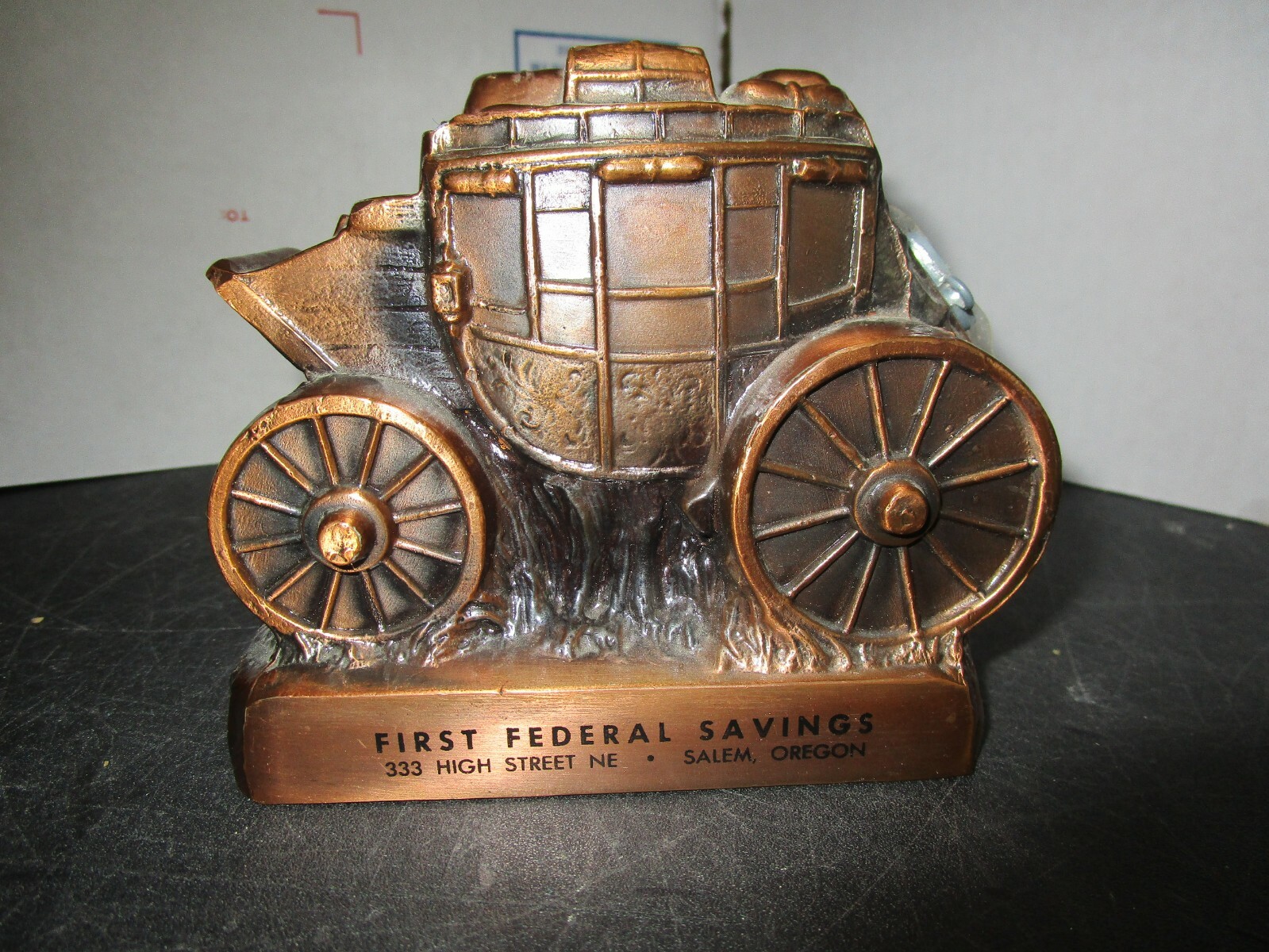 Vintage First Federal Savings Bank Metal Stage Coach Banthrico Salem, OR, w/Key