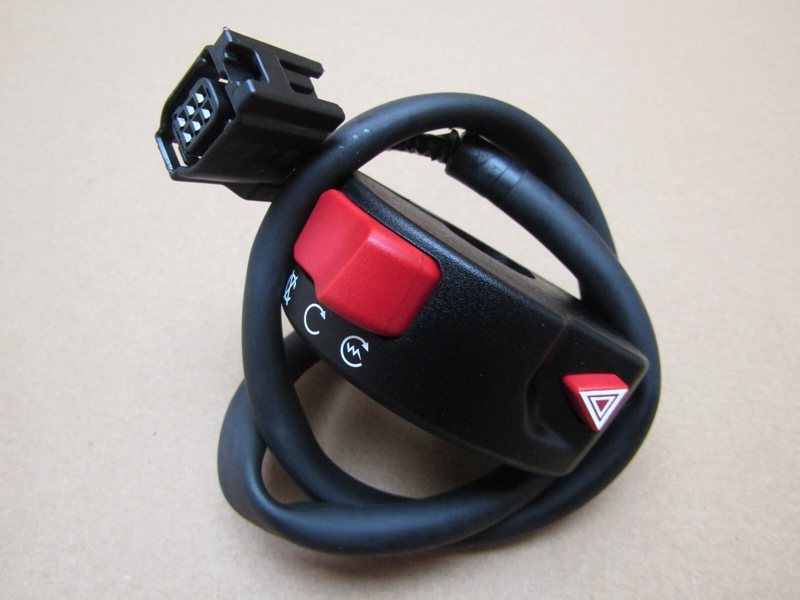 dプライス Triumph Street Triple R LRH 2020 3,090 miles right handlebar