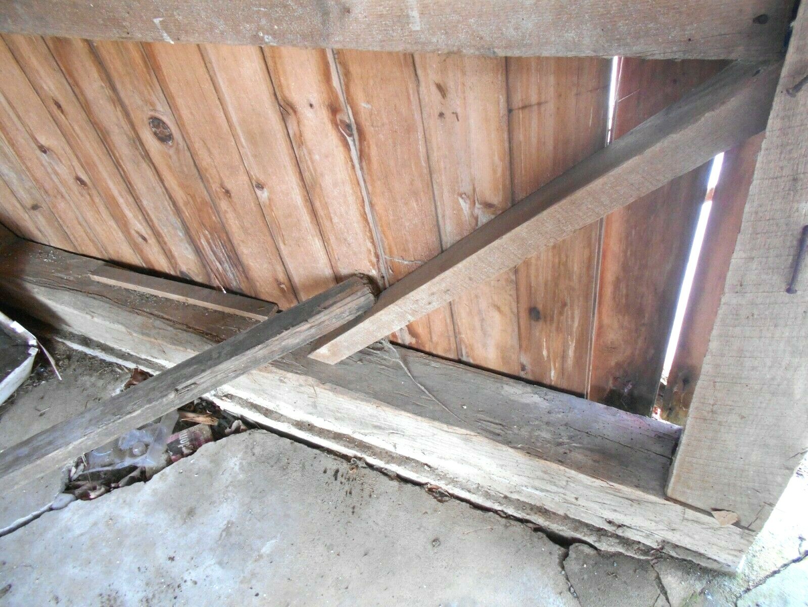 Antique Post & Beam Barn 36 by 24 chestnut and pine some Hand Hewn Beams 1885