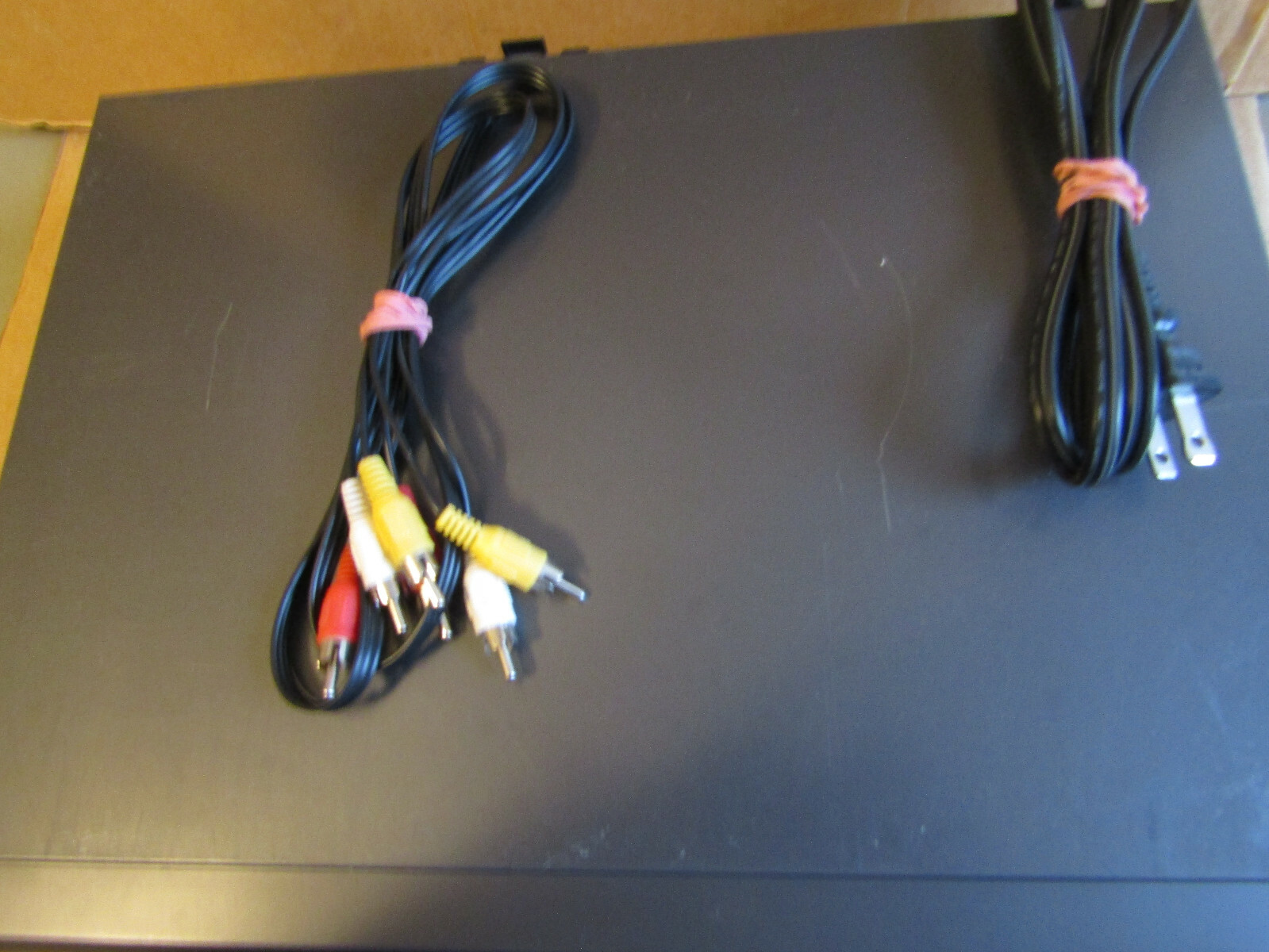 PANASONIC VCR/VHS PLAYER RECORDER MODEL PV-7452  W/AV CABLES    TESTED