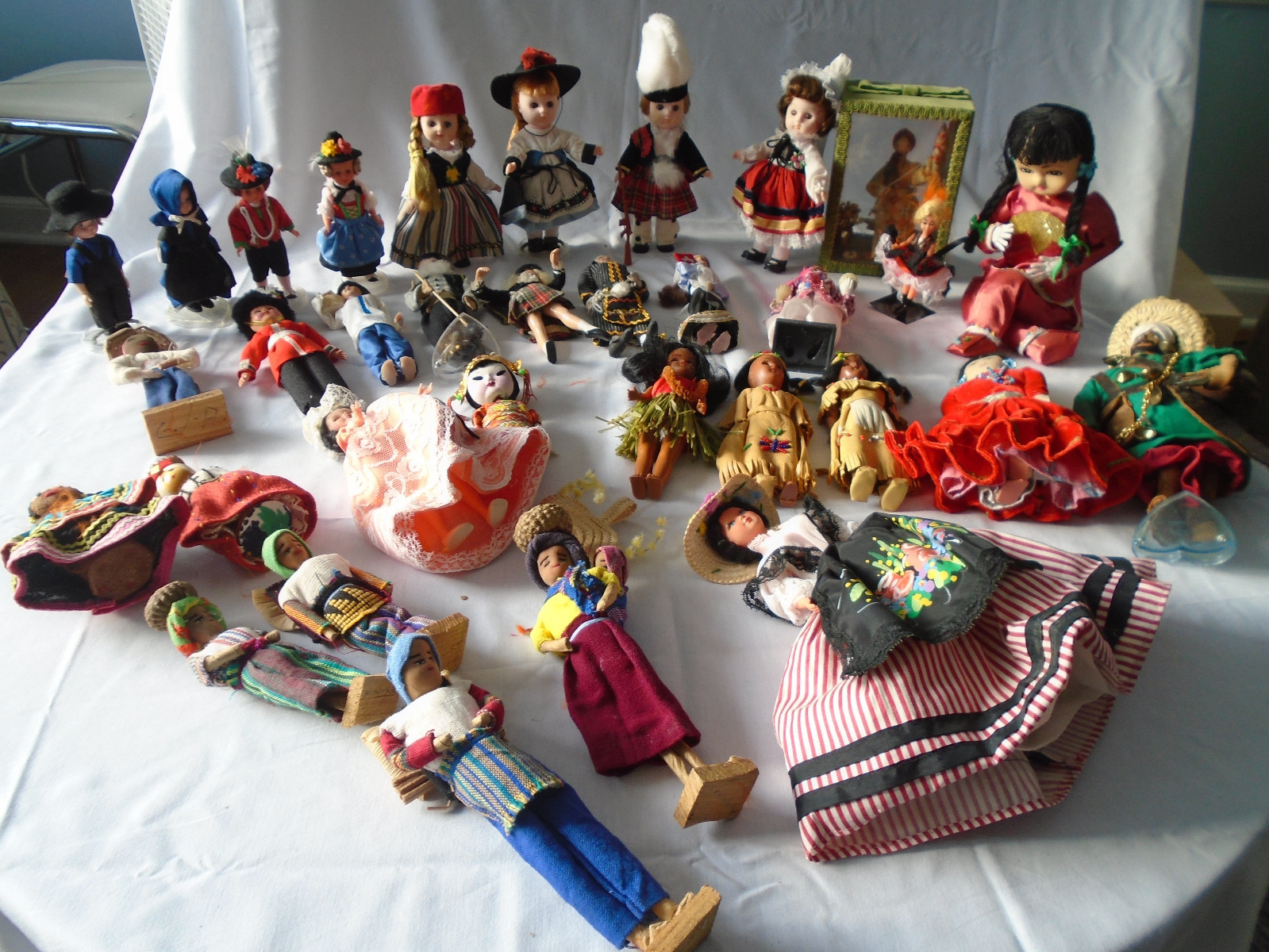 Vintage Ethnic Dolls Assortment, 4