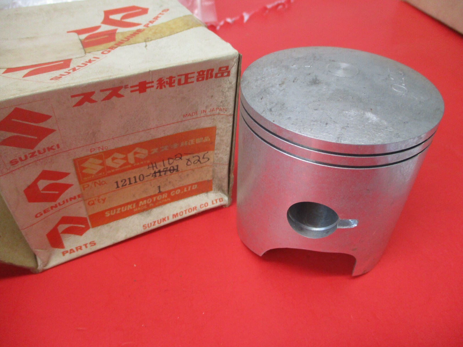 m NOS NEW OEM ORIGINAL SUZUKI PISTON 1976 RM250 12110-41701 | eBay