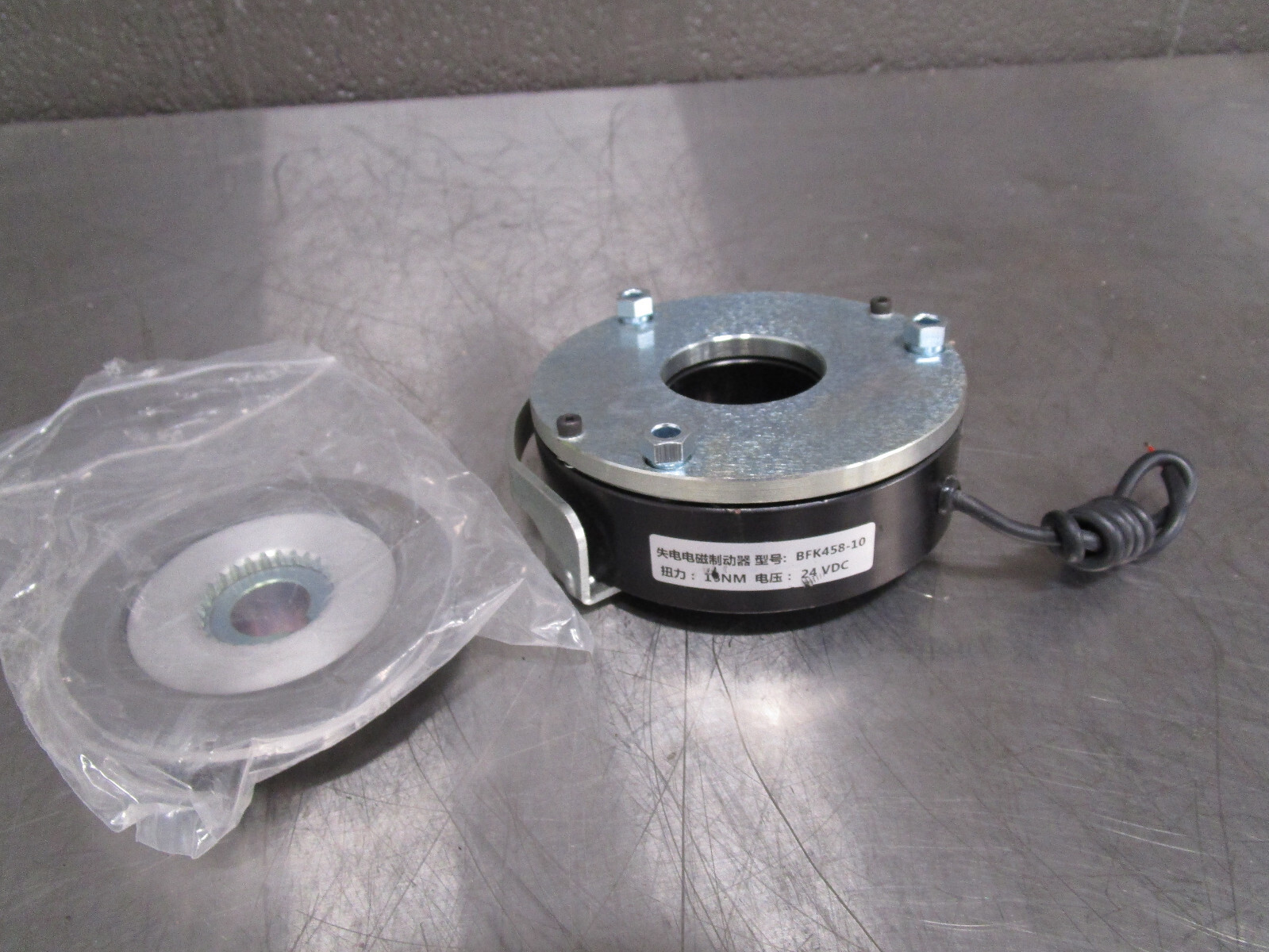 New BFK458-10E 24VDC 30W SPRING LOAD NEMA-C MOTOR BRAKE KIT New BFK458-10E 24VDC 30W SPRING LOAD NEMA-C MOTOR BRAKE KIT