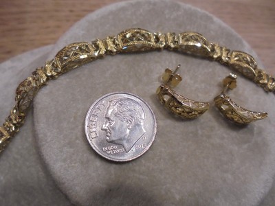 10 KT GOLD  X  DESIGN  LINK BRACELET / EARRING SET  DC