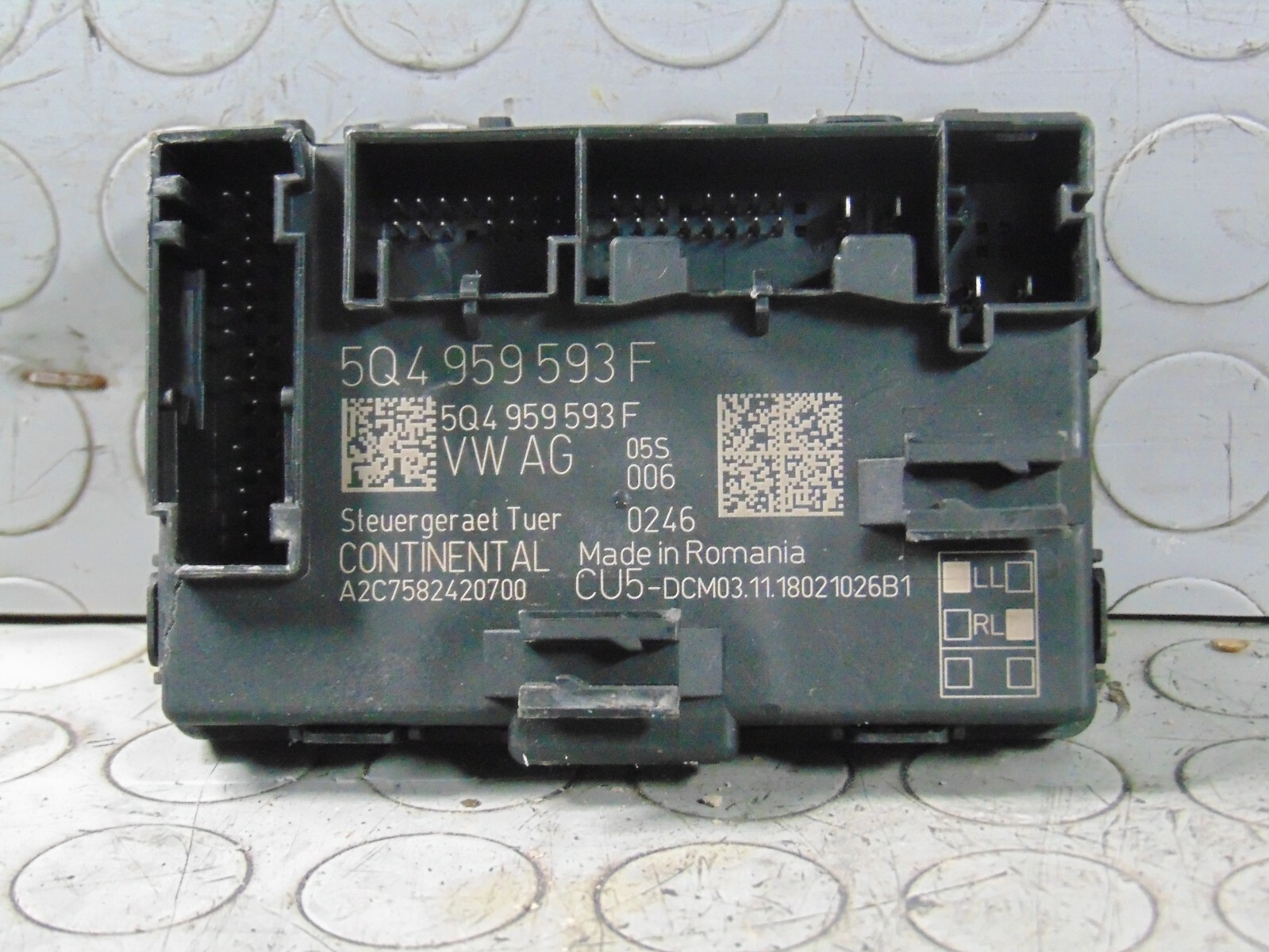 Centralina alzavetri anteriore sinistro VW T-ROC 2017 5Q4959593F *DANNEGGIATO*