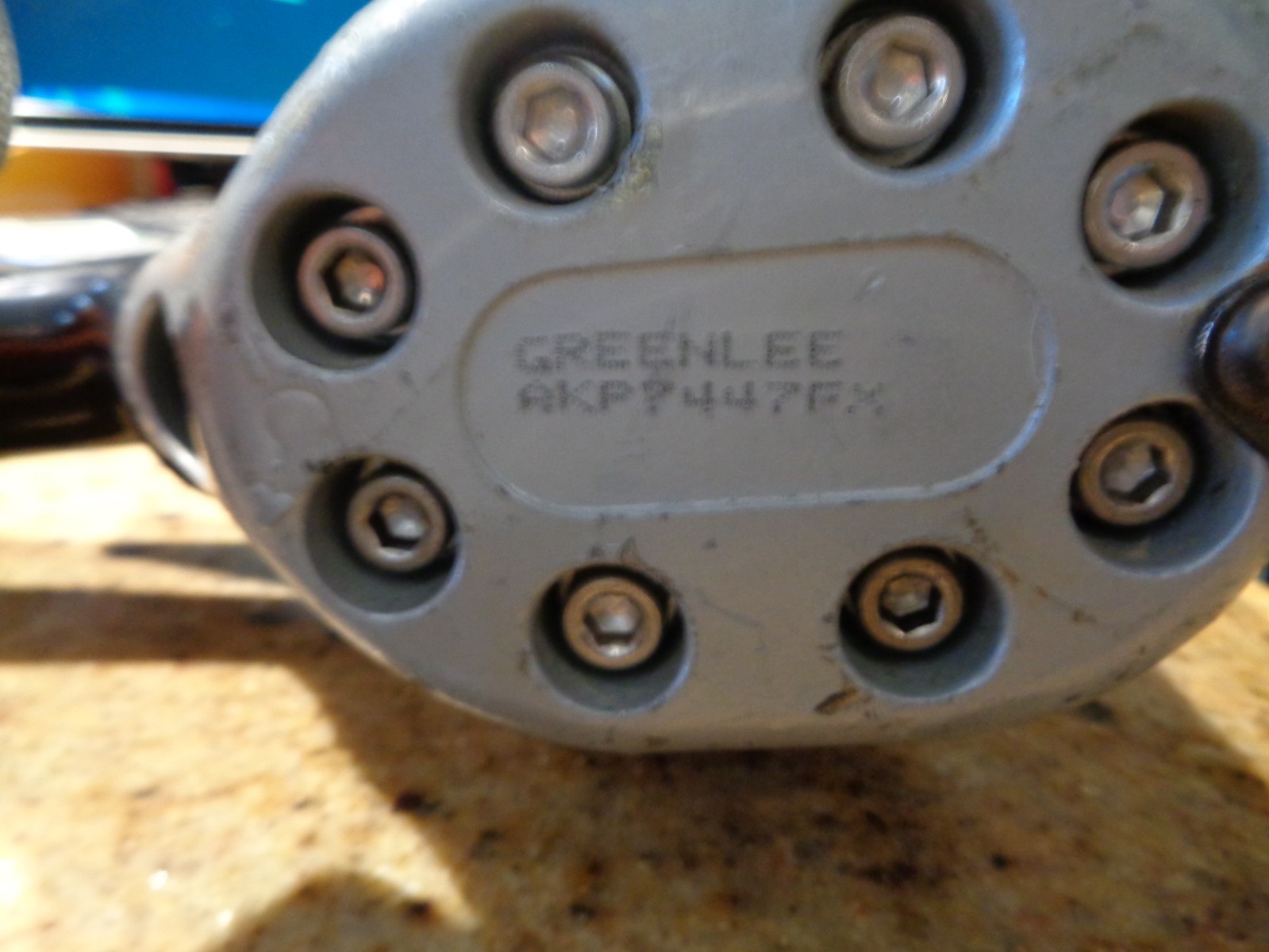 Greenlee Utility Hydraulic Impact Wrench 1/2