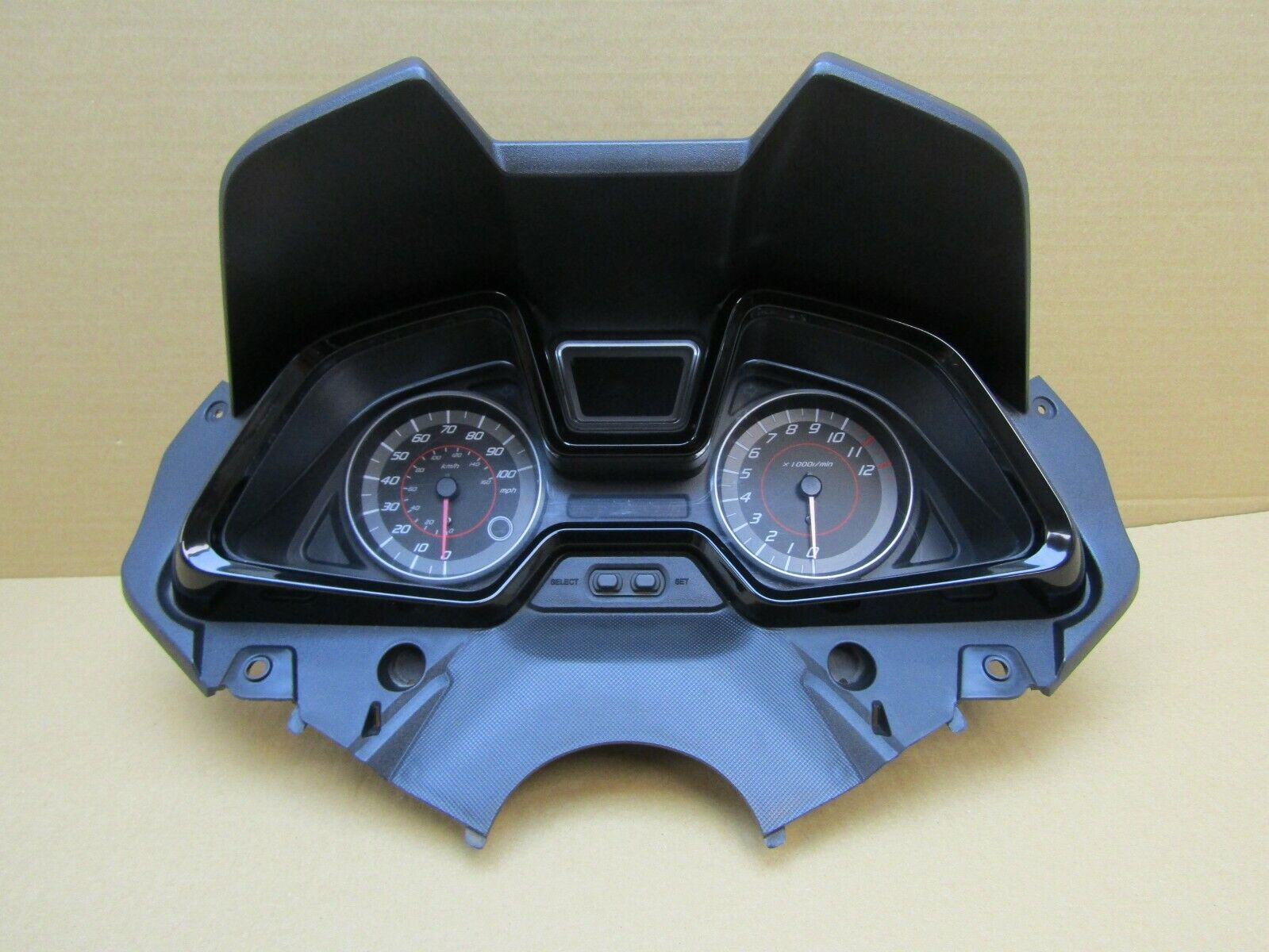 Honda Forza NSS 125 AD-H 2017 21,016 miles instrument clocks Honda Forza NSS 125 AD-H 2017 21,016 miles instrument clocks