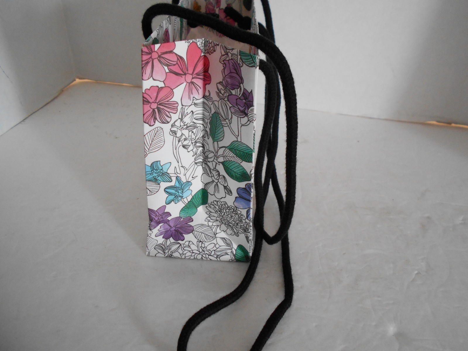Vera Bradley 7”x6”x3