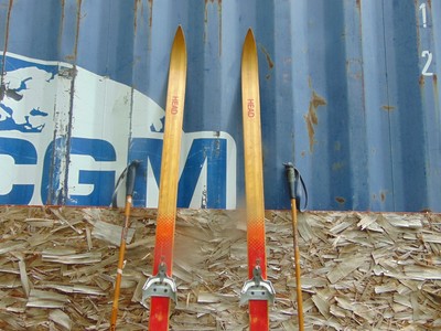 vintage   wooden skis  70 
