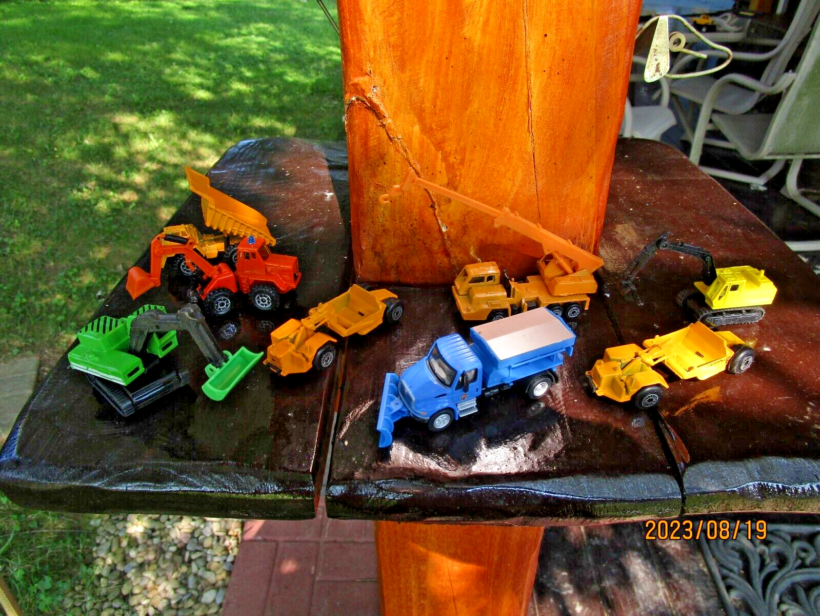 Zee Toy   Excavator Scraper Dump Truck,  Construction Snow Plow toy Car  Lot.