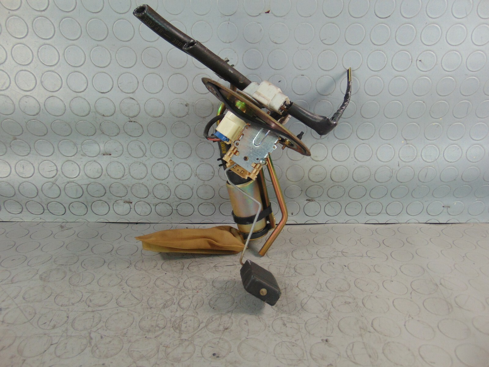Pompa carburante MAZDA 323