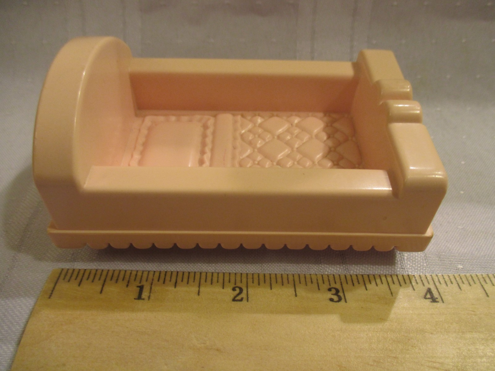 Toy Little Dollhouse Doll size part playskool pink baby Crib cradle piece toy