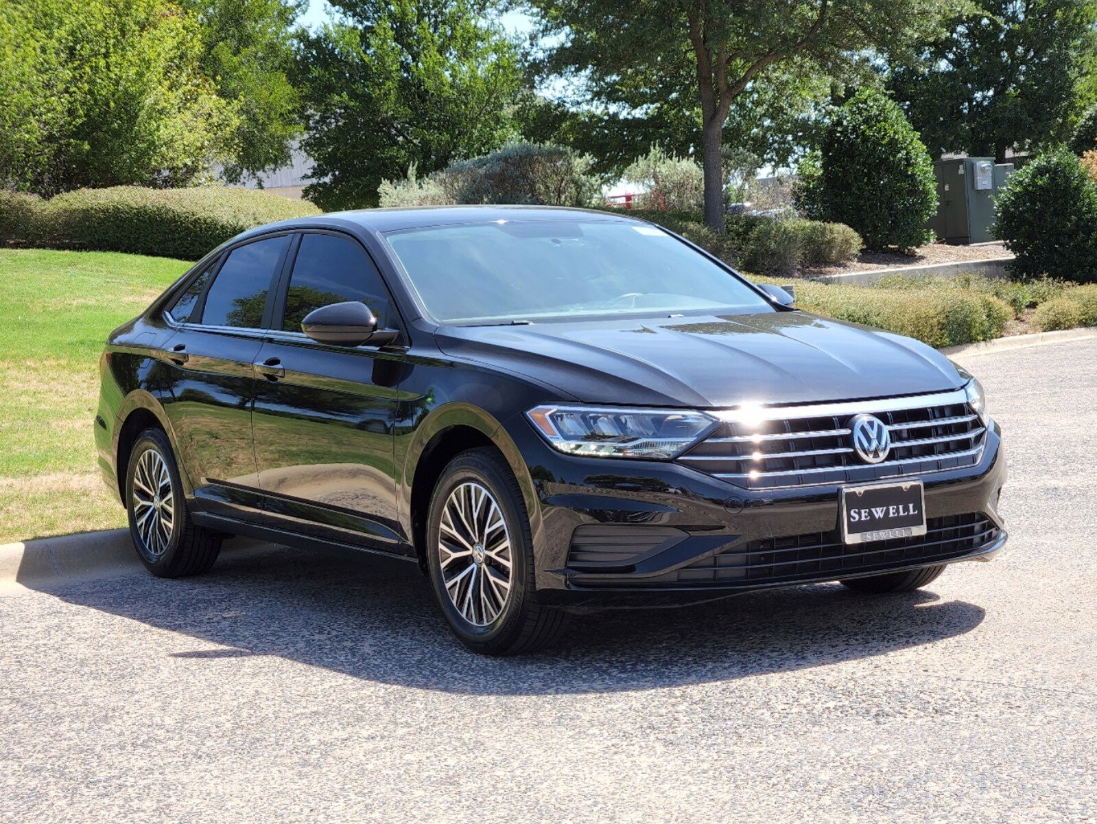 2021 Volkswagen Jetta, Black Uni With 29014 Miles Available Now! Used