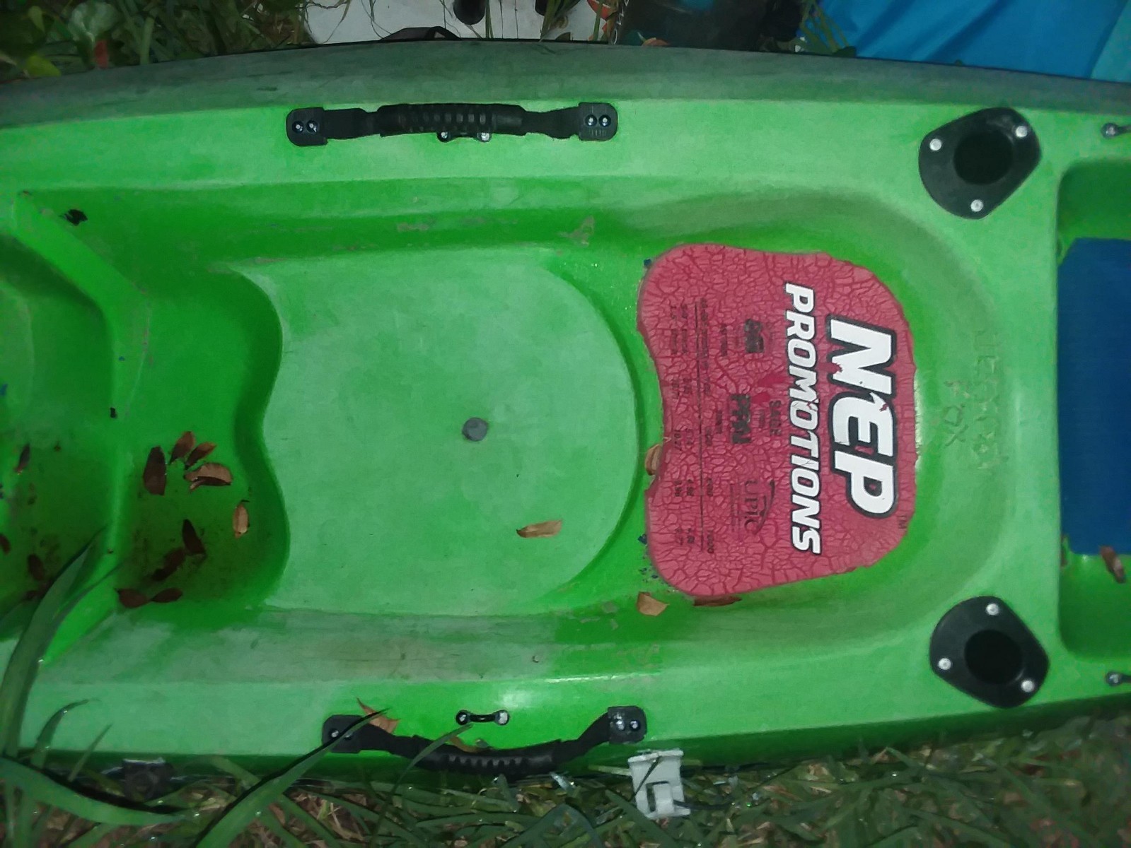Cobra Escape Kayak Neon Green Surf kayak Beginners and Experts Ocean and River